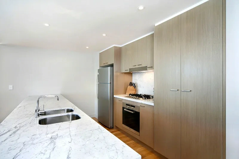 Supreme Miele kitchen with Caesarstone benchtops